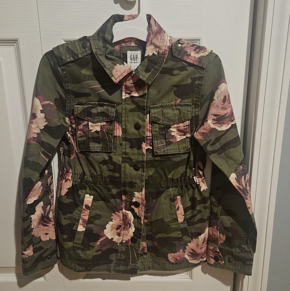 Gap Girls M Floral Jacket 4 Pockets Elastic Back Waist Zip Snap Down Camo Jacket